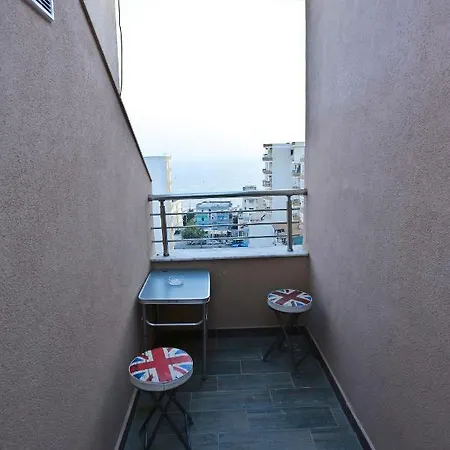 Apartment Amis House *